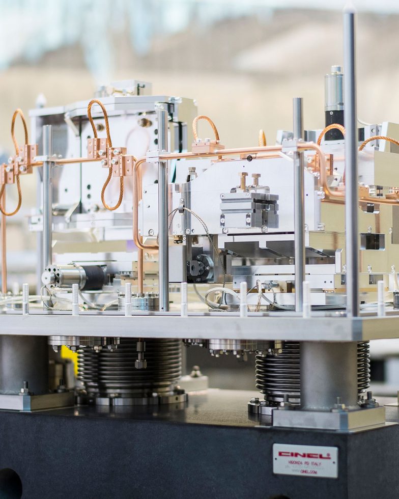 SAES Getters | cinel-beamline